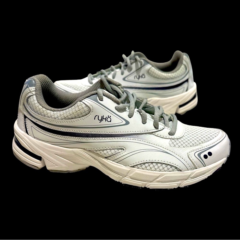 Rÿka Infinite Women's Memory Foam
Walking Shoe size 7.5 lightweight